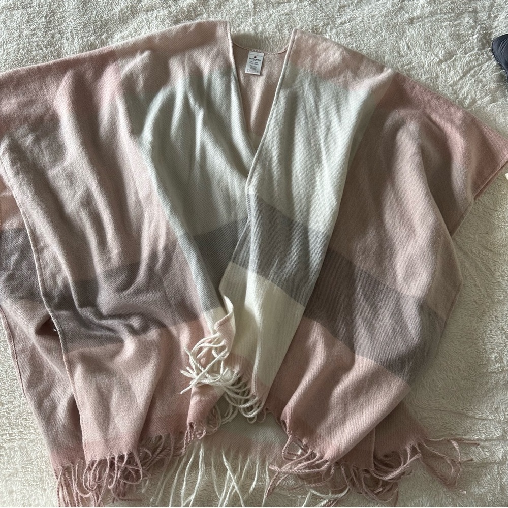 PINK CREAM PLAID SWEATER PONCHO ONE SIZE